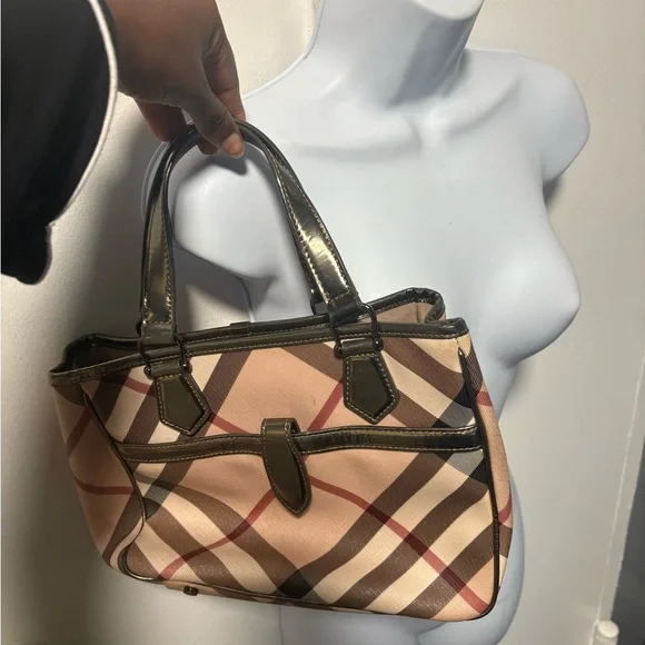 Burberry Supernova Tote Bag - Beige and Black - Picture 2 of 12